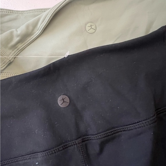 New Danskin Women's Cross Waist Bike Short, 2-pack - Picture 4 of 8